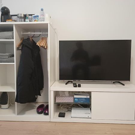 Studio Meuble A Bougival Buitenkant foto